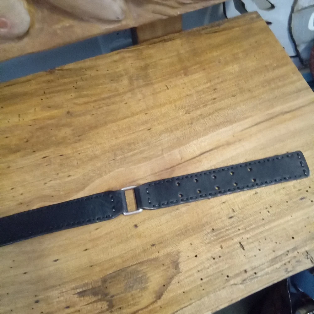 Fossil Black Leather Belt Size S 32